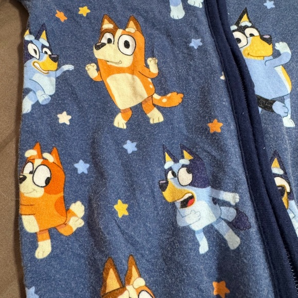Little Sleepies Bluey Zippy - Picture 2 of 3